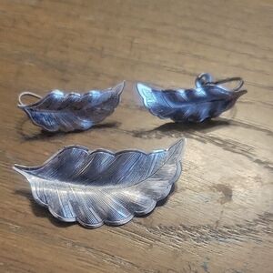 Beau Vintage Sterling Chic Silver Leaf brooch & non-pierced earrings Jewelry Set